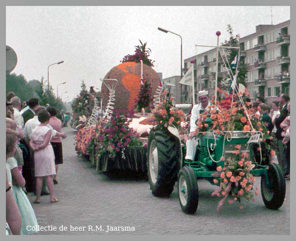 Bloemencorso 1964 Amstelveenweb