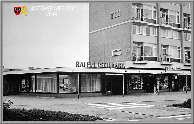 100-102 - Van der Hooplaan  Raiffeisenbank