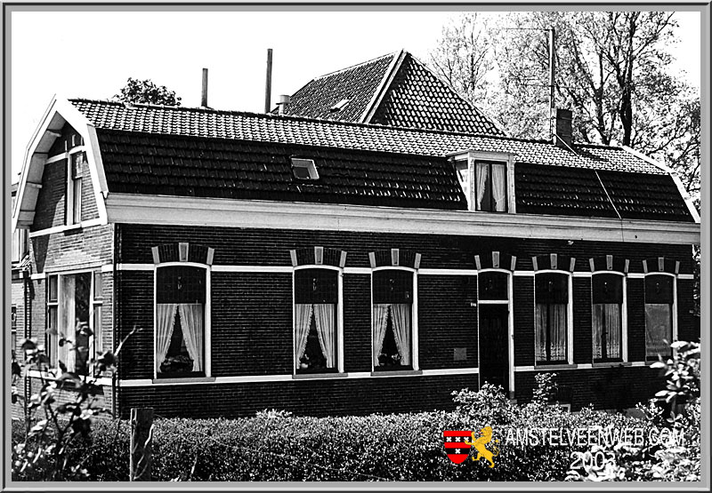 Amsteldijk-Noord 127Woonhuis