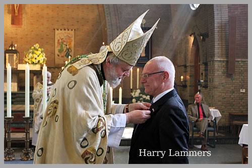 Harry Lammers ontvangt Pauselijke Onderscheiding