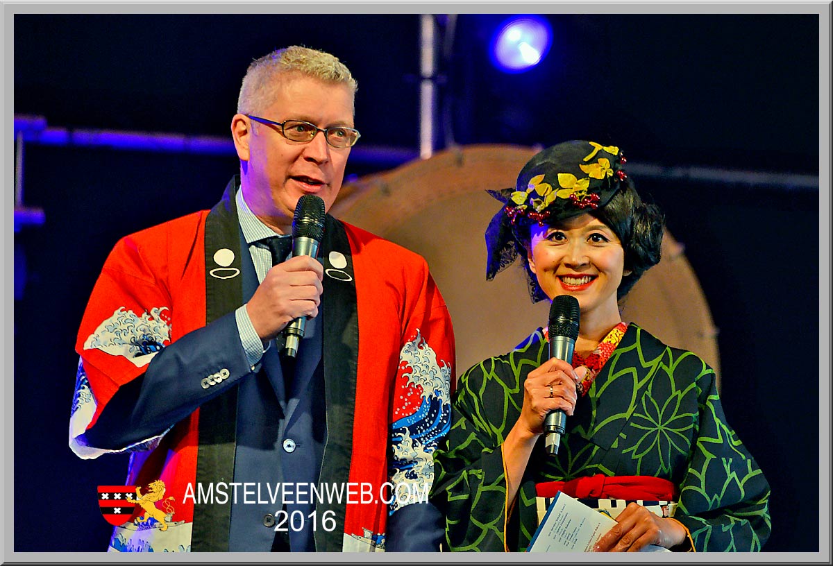 Nieuws: zeer druk japan festival 2016 op het stadsplein , amstelveen Traditionele Japanse keuken