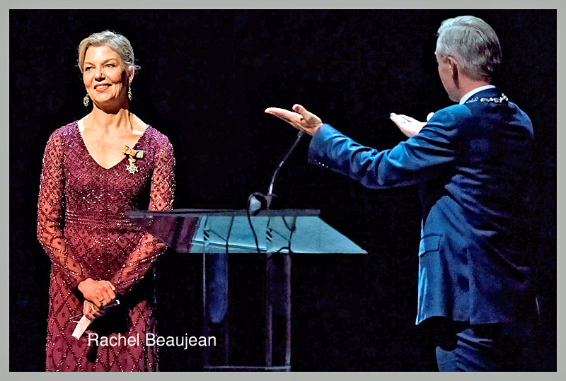 Mevrouw  Rachel Beaujean ontvangt  Koninklijke Onderscheiding