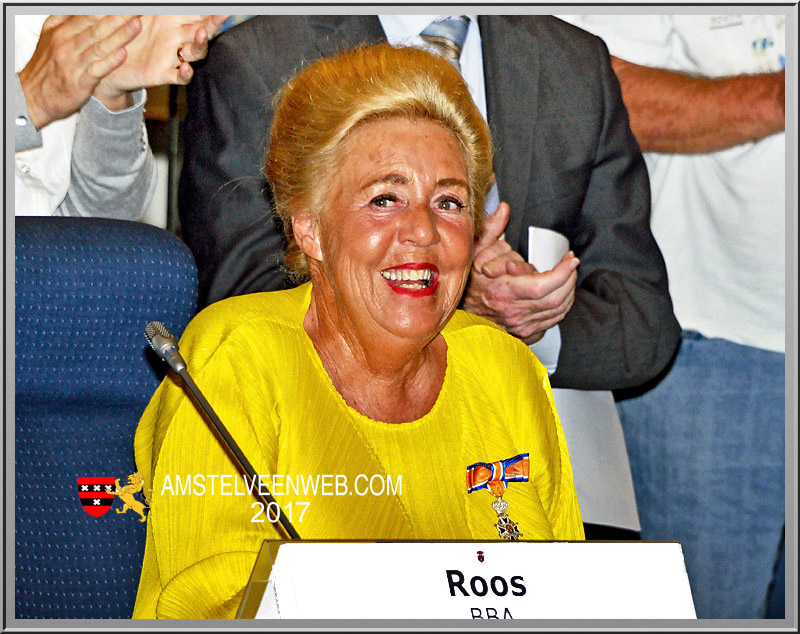 Linda Roos - BBA ontvangt  Koninklijke Onderscheiding