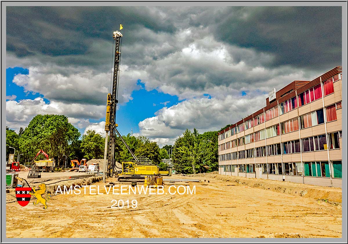 Hermann Wesselink College1ste paal Nieuwbouw