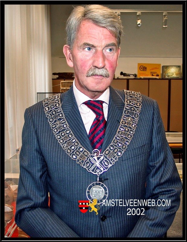 Oud Burgemeester Kamphuisoverleden