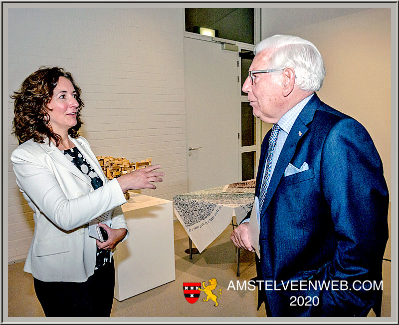 8ste Amstelveen Trie&#776;nnale  geopend