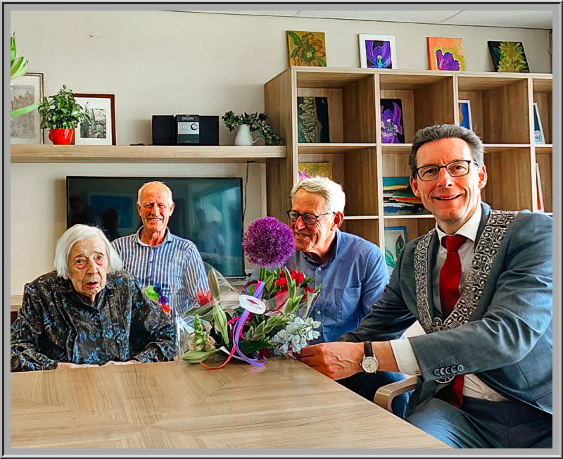 100 jaarMevrouw Huiskes-Roeleveld