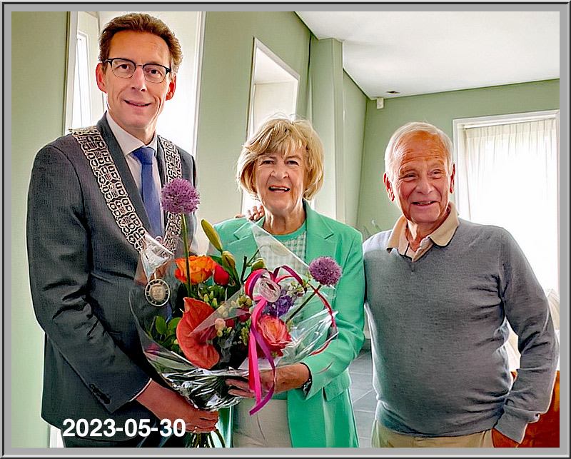 Diamanten Bruidspaar=60 jaarDhr en Mw Admiraal-Venneman