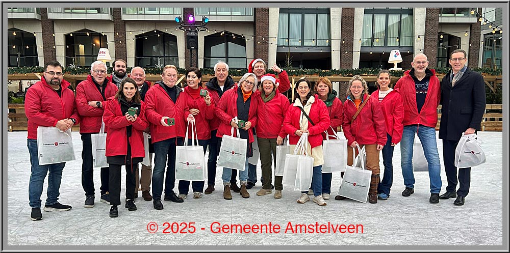 Gemeenteraad deeltkerstballen uit