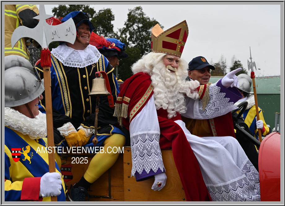 Sinterklaas gelukkig weeraangekomen in Amstelveen