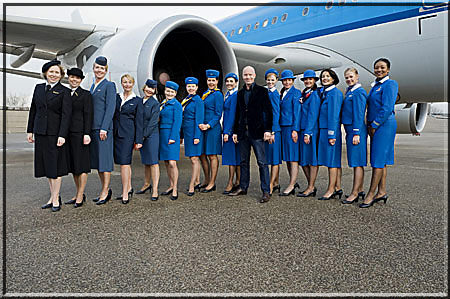 moeder Rationalisatie Bestrooi Nieuws: Nieuw damesuniform voor KLM