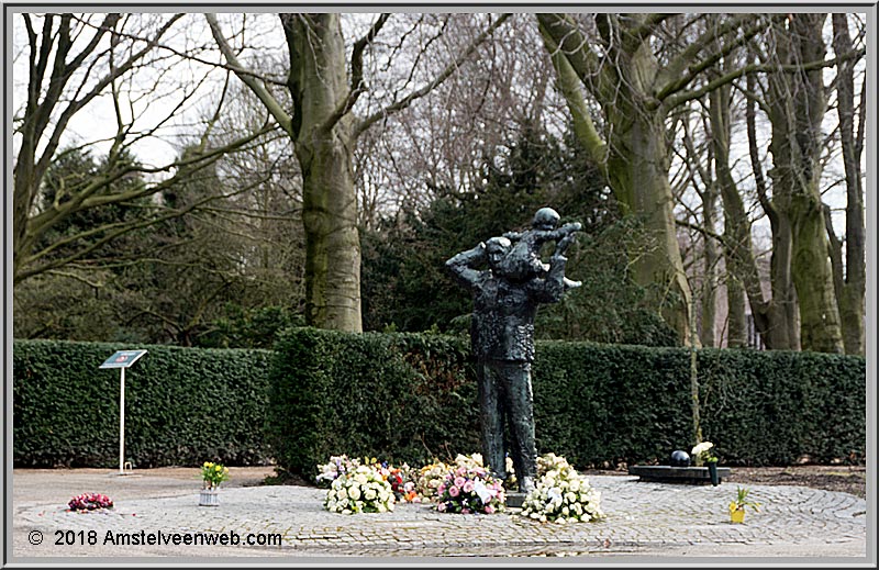 Vadermonument Amstelveen